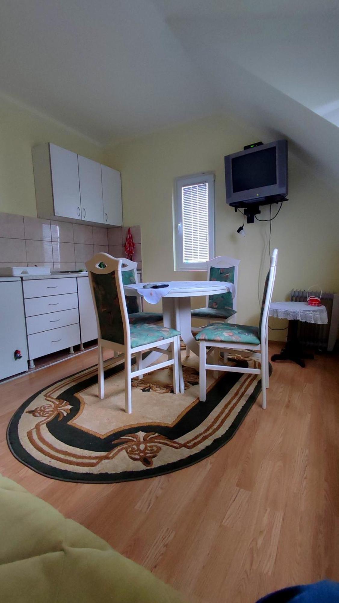 Apartment Dobra Vila Перучац Экстерьер фото